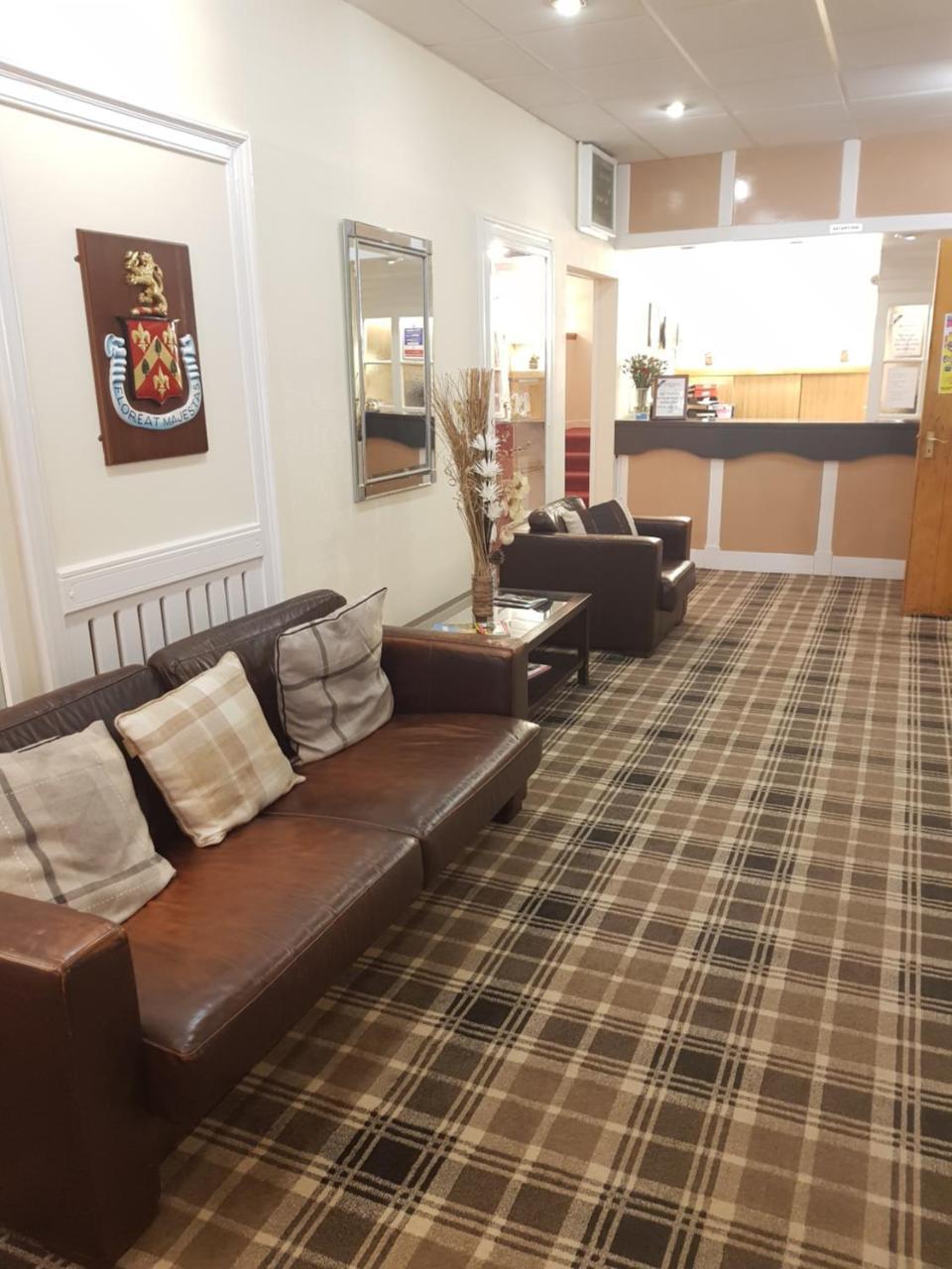 The Royal Hotel Blairgowrie and Rattray Extérieur photo