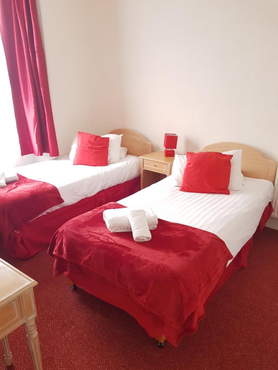 The Royal Hotel Blairgowrie and Rattray Extérieur photo