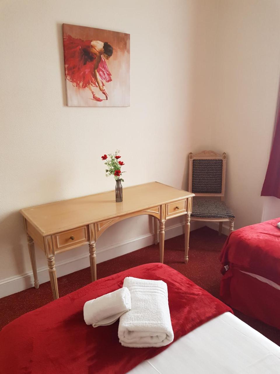 The Royal Hotel Blairgowrie and Rattray Extérieur photo