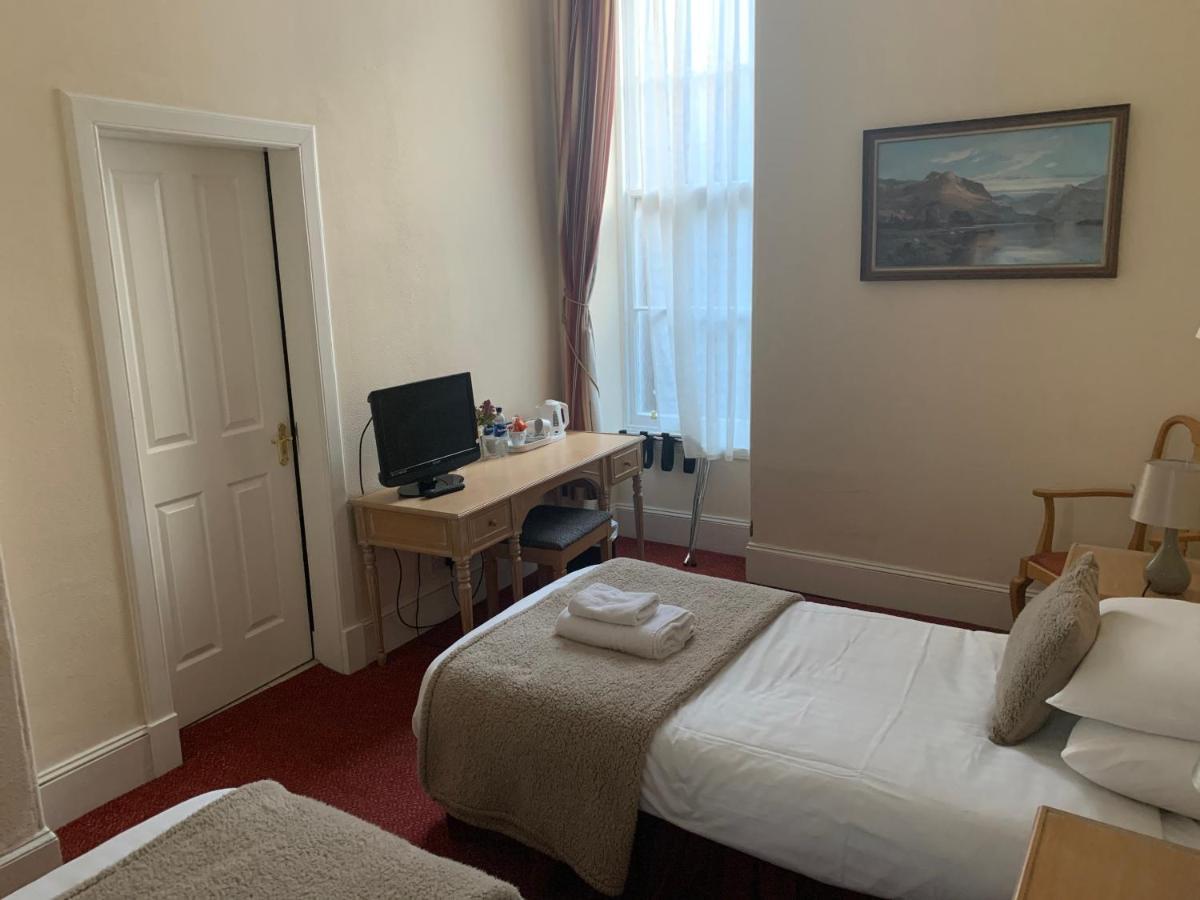 The Royal Hotel Blairgowrie and Rattray Extérieur photo