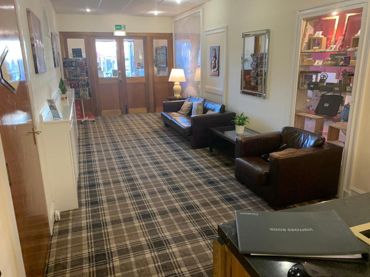The Royal Hotel Blairgowrie and Rattray Extérieur photo
